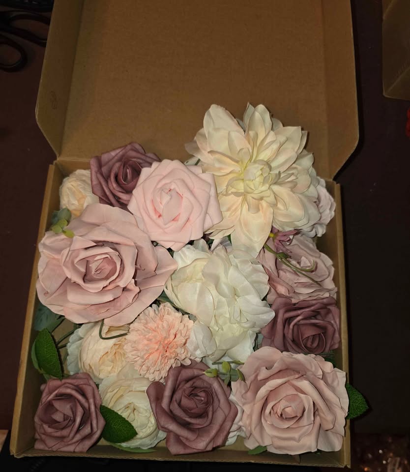 AmyHomie Blush Champagne Artificial Flowers Combo **