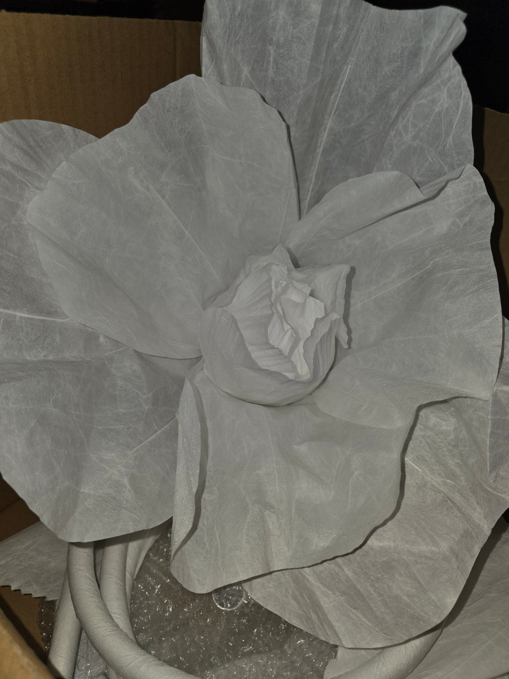 ZEYEXE Oversized White Roses Giant Artificial Flowers for Decoration with Stand