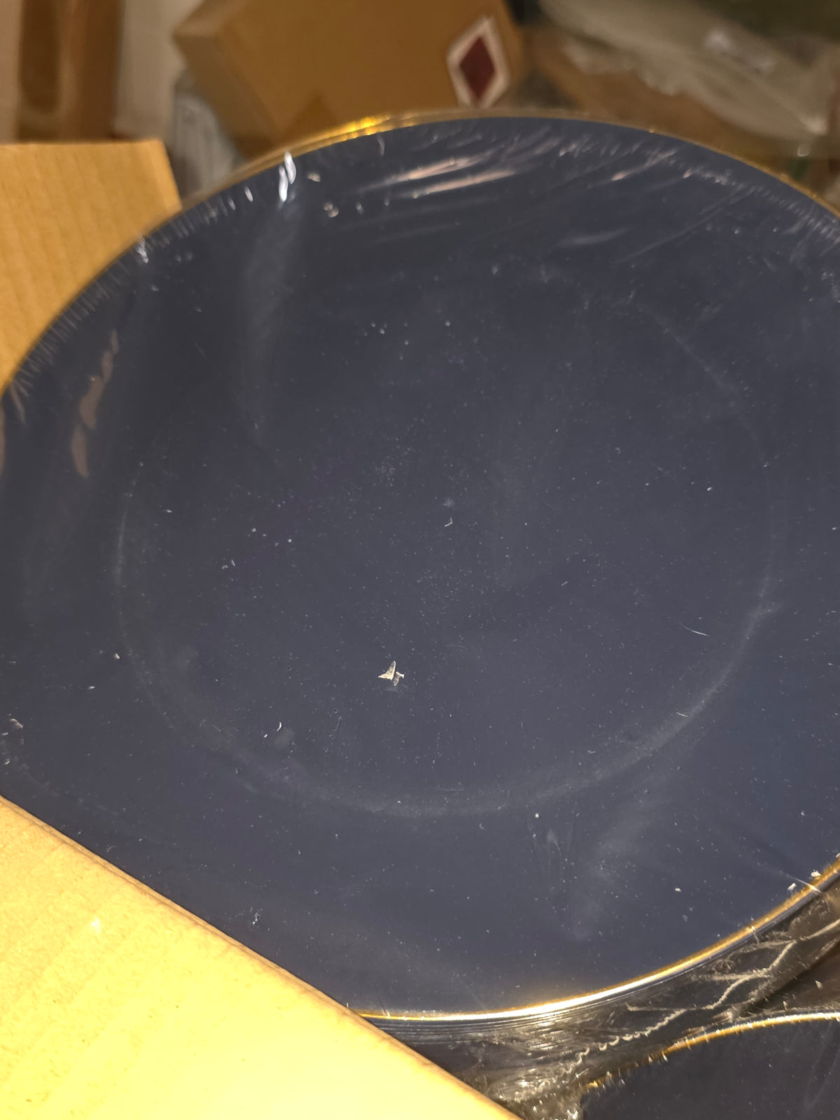 BUCLA 200PCS Blue Plastic Plates - Navy Blue Disposable with Gold Rim Include 100 Each (10 inch Dinner & 7 inch Dessert) Plates, Ideal for Party & 4th of July
