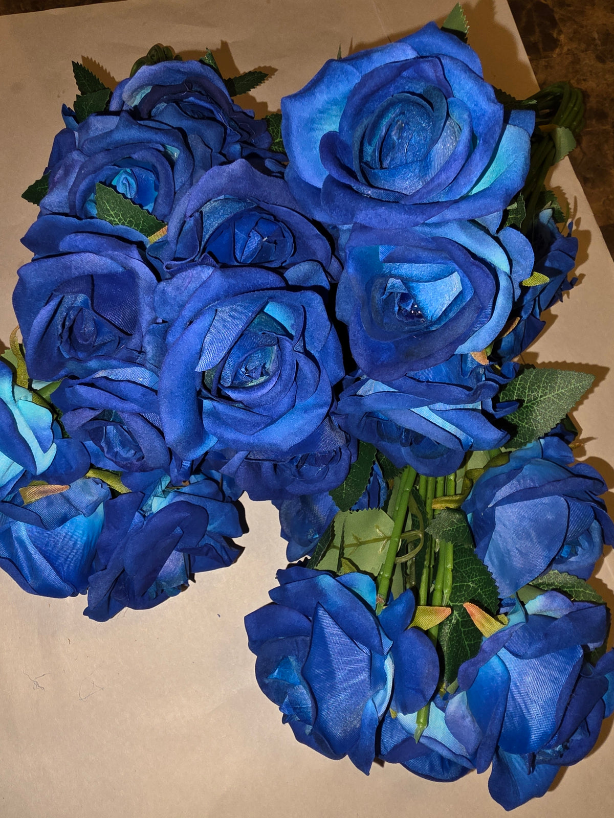 100 PCS Bulk Royal Blue Artificial Flowers