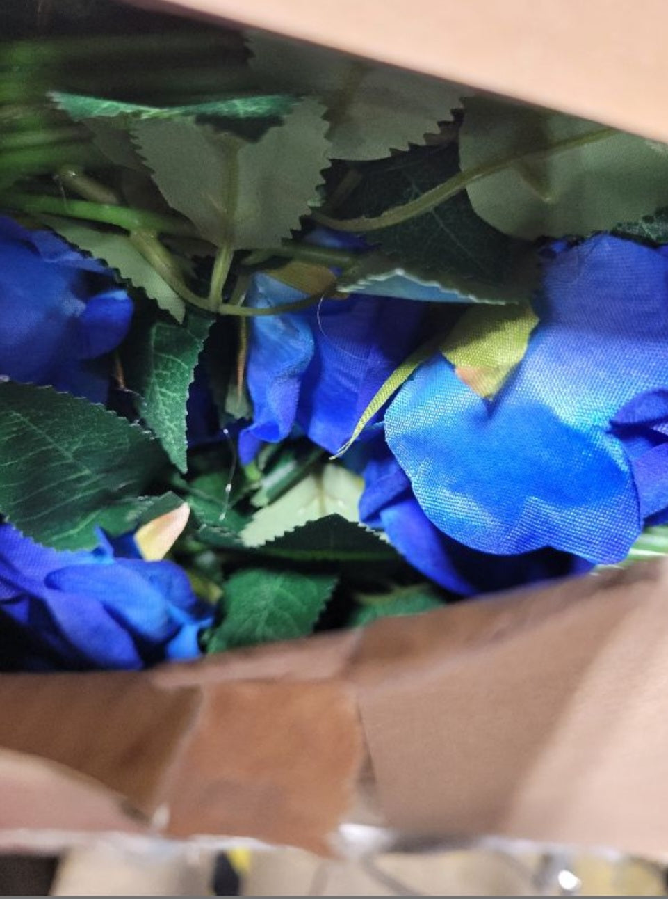 100 PCS Bulk Royal Blue Artificial Flowers