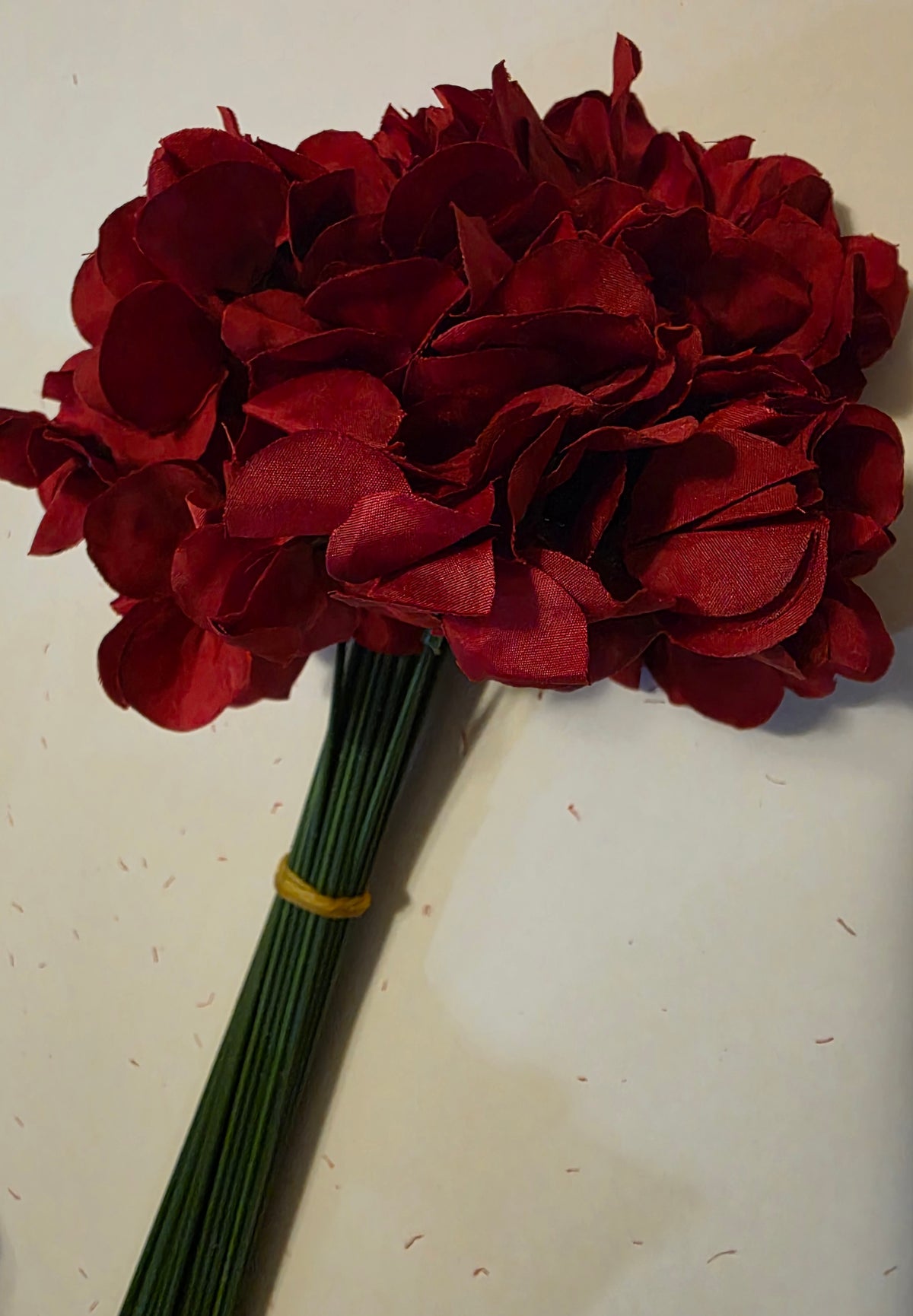 Nagobi Red Hydrangea Artificial Flowers with Stems, 64 Pcs