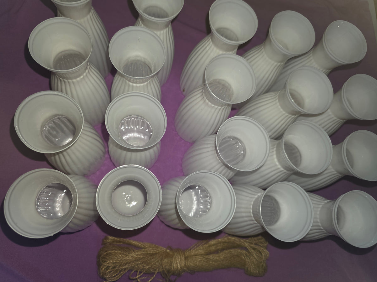 Ninehaoou 20 Pcs Plastic Bud Vases, White