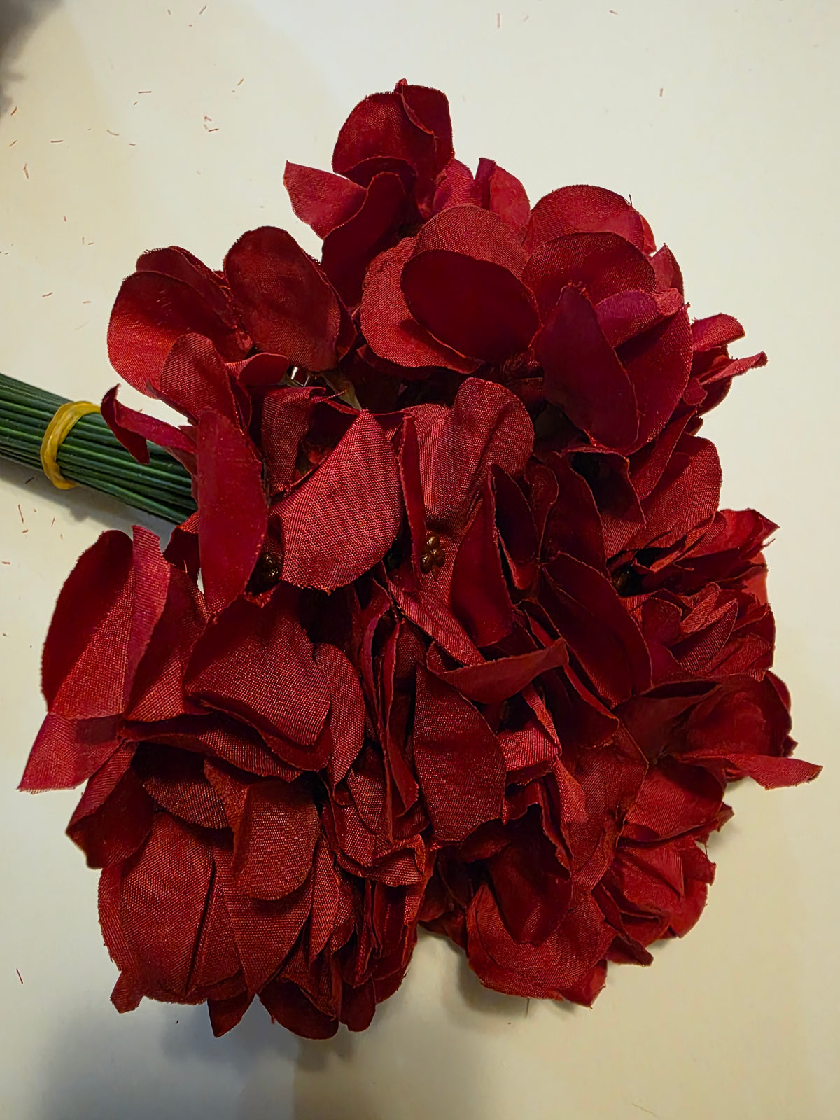 Nagobi Red Hydrangea Artificial Flowers with Stems, 64 Pcs