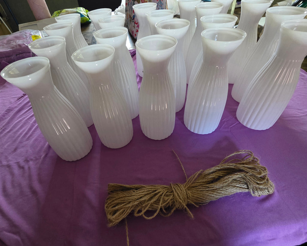 Ninehaoou 20 Pcs Plastic Bud Vases, White