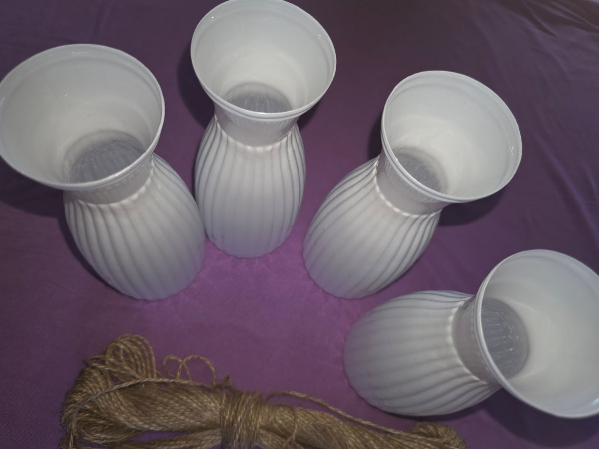 Ninehaoou 20 Pcs Plastic Bud Vases, White