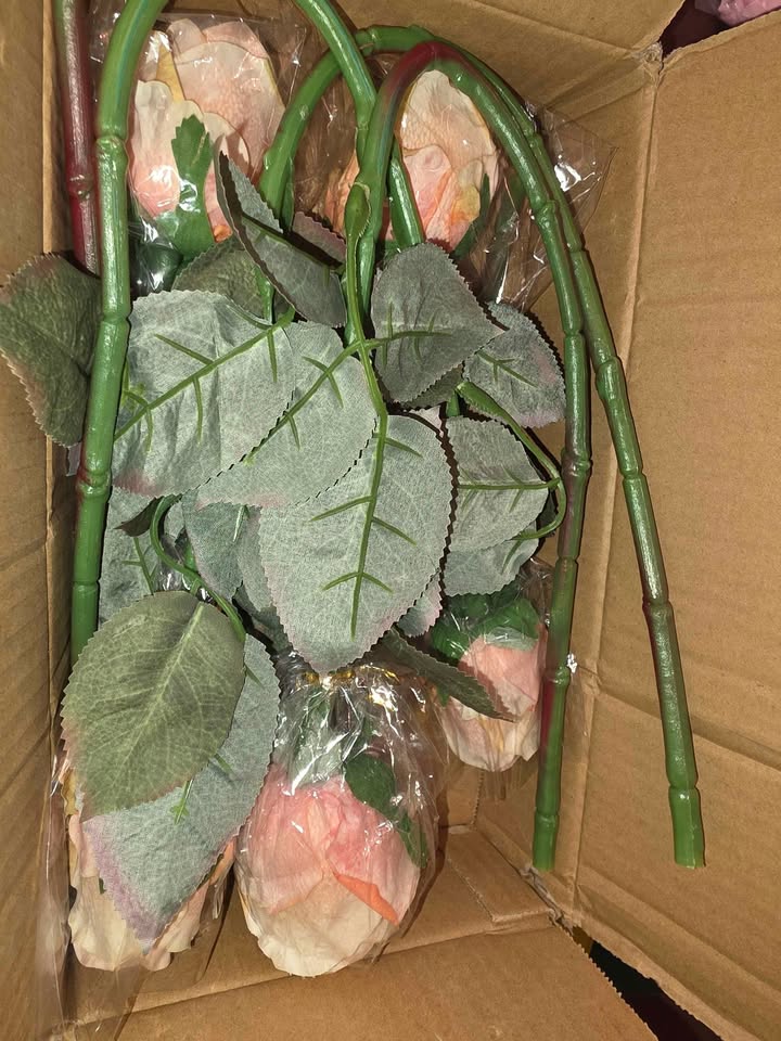 DILATATA Artificial Realistic Roses Peach **