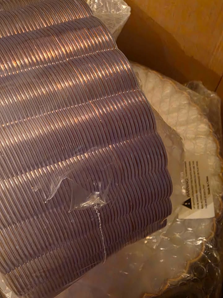 YOUBET 100PCS Rose Gold Scalloped Plastic Plates**