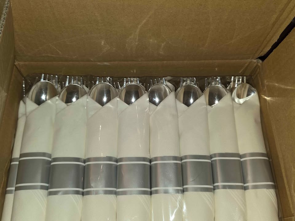 Goodluck 50 Pack Pre Rolled Silver Plastic Silverware **