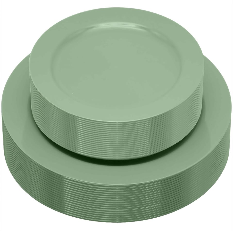 joy akkess 50PCS Sage Green Plastic Plates Disposable Green Plastic Plates **